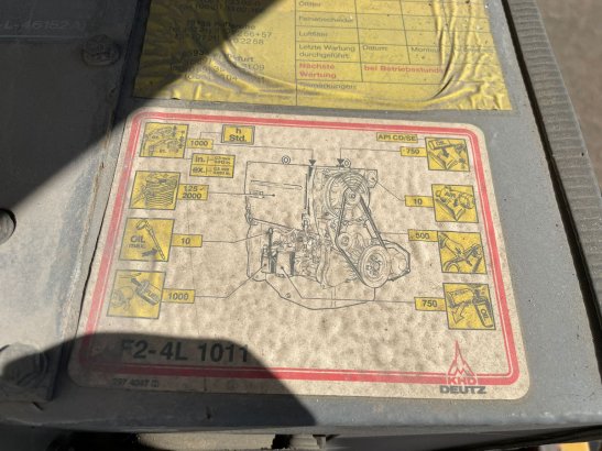 Mannesmann-Demag SC300S-2 Mannesmann-Demag SC300S-2 1992 2 Compressors image 12