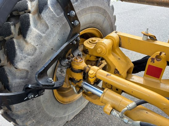 Caterpillar 140 AWD 15A CE / TUV / EPA Trimble prepared 483 2022 2 Motor graders image 12