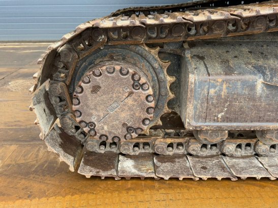 Komatsu HB215LC-1 HB HB215LC-1 HB 2012 2 Crawler Excavators image 13