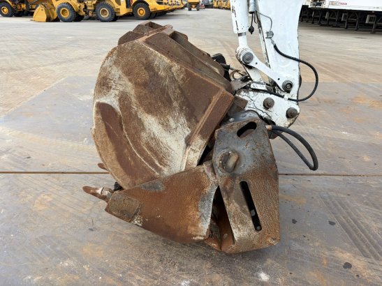 Mecalac 12MTX incl. 5 x bucket Mecalac 12MTX incl. 5 x bucket 2013 2 Wheeled Excavators image 13