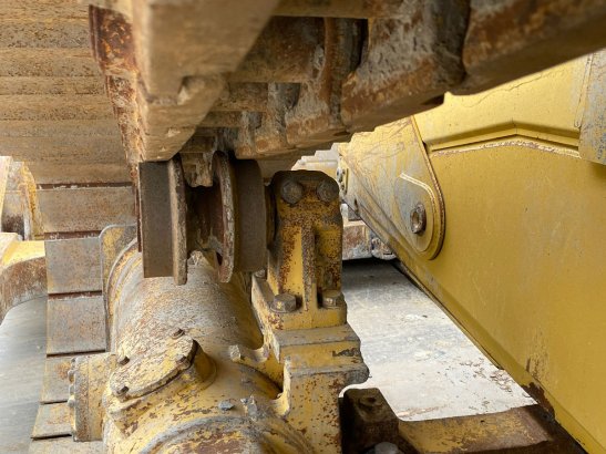 Caterpillar D6T LGP D6T LGP 2018 2 Dozers image 13