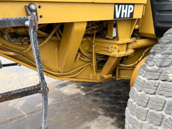 Caterpillar 140H 140H 2002 2 Motor graders image 13