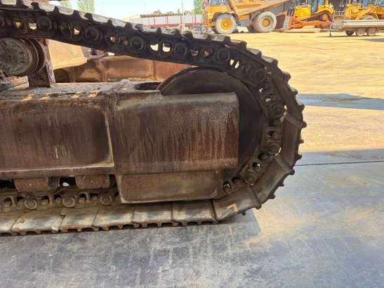 Caterpillar 345CL 345CL 2007 2 Crawler Excavators image 24