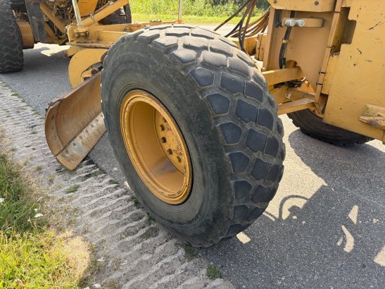 Caterpillar 140H 140H 2006 2 Motor graders image 28