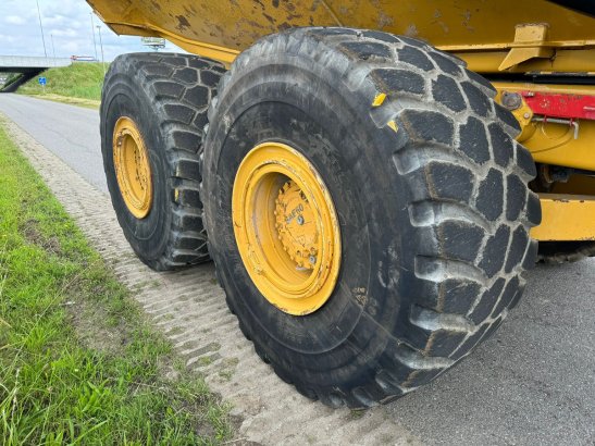 Caterpillar 740B 740B 2011 2 Articulated Dump Trucks image 13