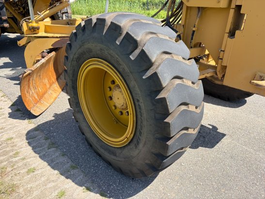 Caterpillar 140H 140H 2006 2 Motor graders image 13