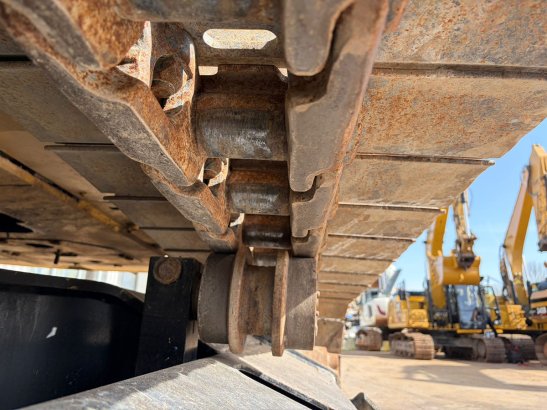 Caterpillar 336 07B 44 2020 2 Crawler Excavators image 14