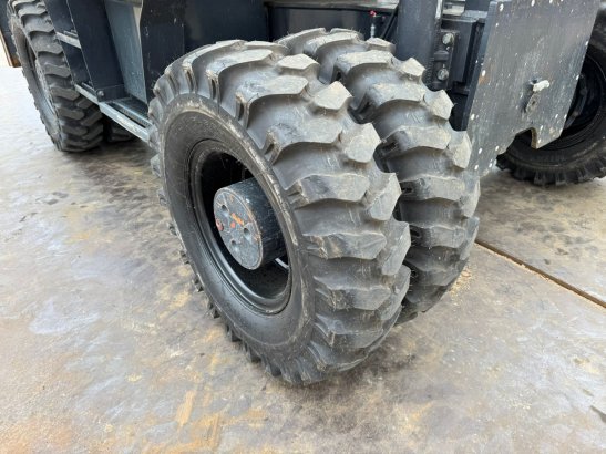 Komatsu PW180-11 PW180-11 2019 2 Wheeled Excavators image 14