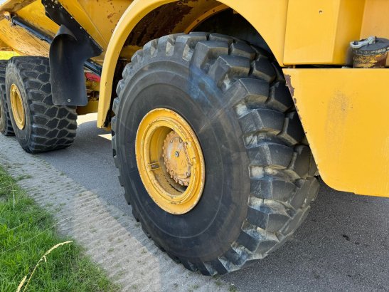 Caterpillar 740B 740B 2011 2 Articulated Dump Trucks image 14