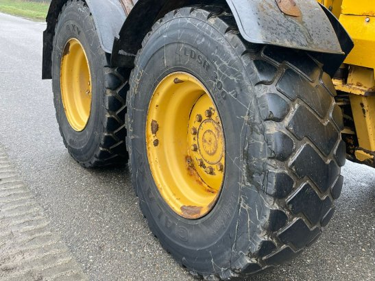 Caterpillar 140H CE 140H CE 2006 2 Motor graders image 44