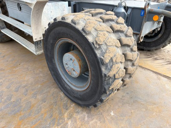 Liebherr A920 A920 2019 2 Wheeled Excavators image 12