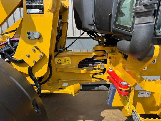 Caterpillar 908M 908M 2022 2 Wheel Loaders image 14