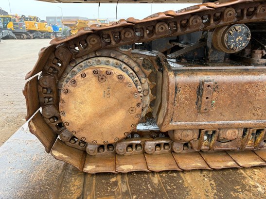 Caterpillar 352F 352F 2019 2 Crawler Excavators image 44