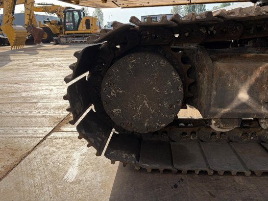 Komatsu PC490LCD-11 PC490LCD-11 2019 2 Crawler Excavators image 14
