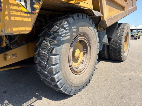 Caterpillar 775E 775E 2004 2 Dump Truck image 14