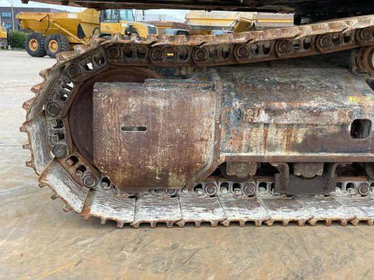 Hitachi ZX300LC-6 ZX300LC-6 2018 2 Crawler Excavators image 36