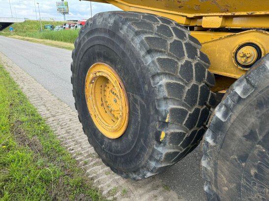 Caterpillar 740B 740B 2011 2 Articulated Dump Trucks image 14