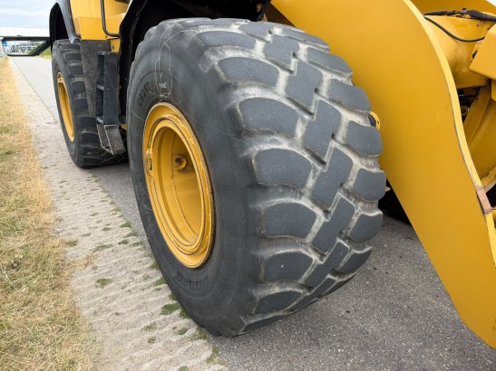 Caterpillar 966M XE 966M XE 2017 2 Wheel Loaders image 29