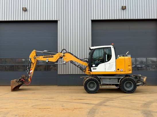 Liebherr A910 Compact A910 Compact 2018 2 Wheeled Excavators image 74