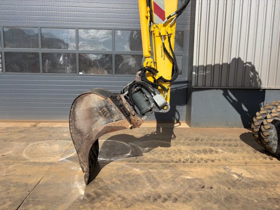 Takeuchi TB295W-1 TB295W-1 2017 2 Wheeled Excavators image 14