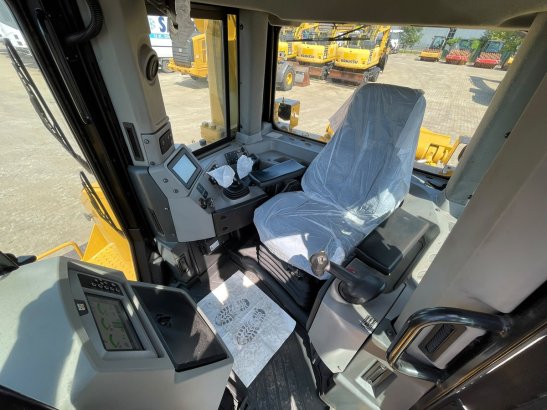 Caterpillar D8T - CE / EPA D8T - CE / EPA 2021 2 Dozers image 33