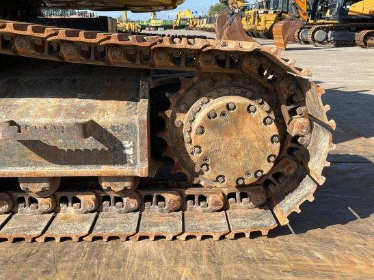 Hitachi ZX225USLC-6 ZX225USLC-6 2020 2 Crawler Excavators image 14