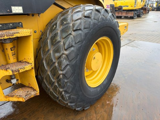 Caterpillar CS563E CS563E 2007 2 image 15