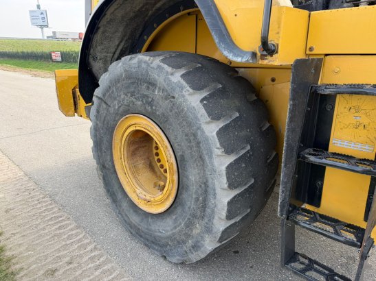 Caterpillar 966M 966M 2021 2 Wheel Loaders image 15