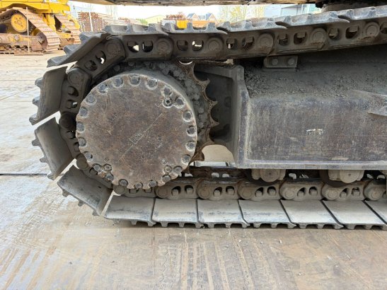 Komatsu PC360LC-10 PC360LC-10 2015 2 Crawler Excavators image 15