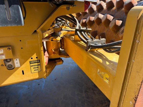 Caterpillar CP76 CP76 2011 2 image 15