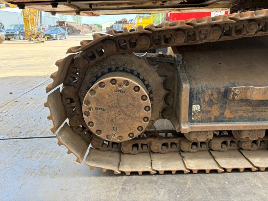 Hitachi ZX300LCN-6 ZX300LCN-6 2018 2 Crawler Excavators image 15
