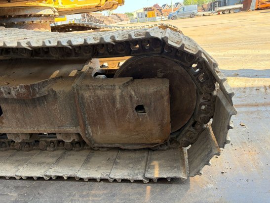 Komatsu PC228USLC-8 PC228USLC-8 2012 2 Crawler Excavators image 15