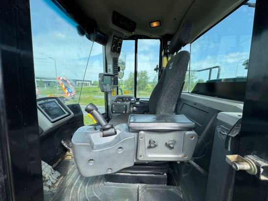 Caterpillar 972K 972K 2012 2 Wheel Loaders image 15
