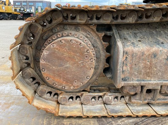 Caterpillar 336 GC 07A - CE Certified 44 2019 2 Crawler Excavators image 15