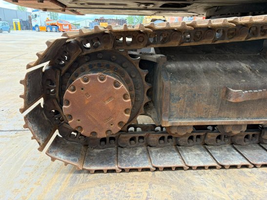 Hitachi ZX210LC-6 ZX210LC-6 2017 2 image 15