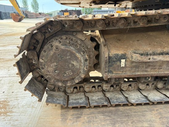 Caterpillar 320ELRR 320ELRR 2015 2 Crawler Excavators image 15