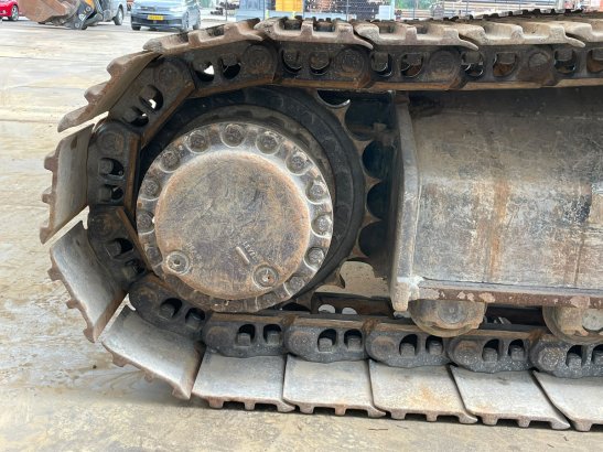 Caterpillar 330 07A 42 2019 2 Crawler Excavators image 15