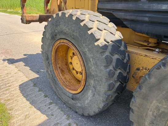 Caterpillar 140H 140H 2006 2 Motor graders image 15
