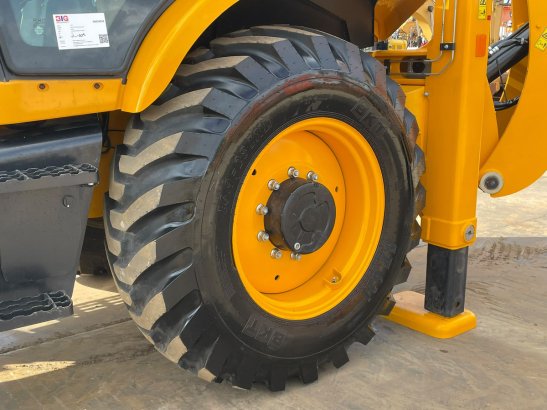 JCB 3DX 4WD hammerlines 2152 2026 1 image 15