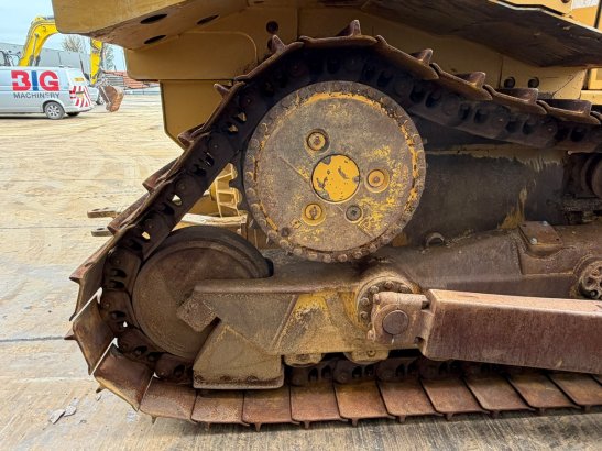 Caterpillar D6R2 XL D6R2 XL 2018 2 Dozers image 15