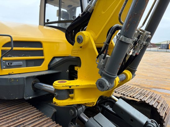Wacker Neuson ET145 ET145 2018 2 Crawler Excavators image 30