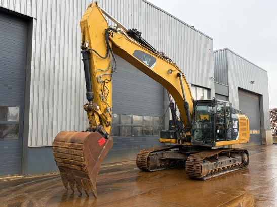 Caterpillar 329ELN 329ELN 2011 2 Crawler Excavators image 2
