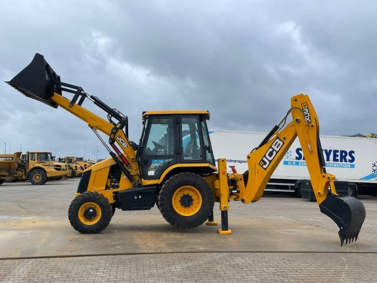 JCB 3DX (3CX) Plus 4x4 AC Cabin Hammerlines 10146 2025 1 image 32