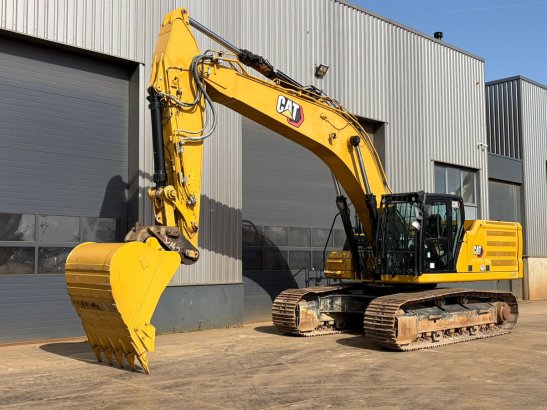 Caterpillar 336 07B 44 2020 2 Crawler Excavators image 2