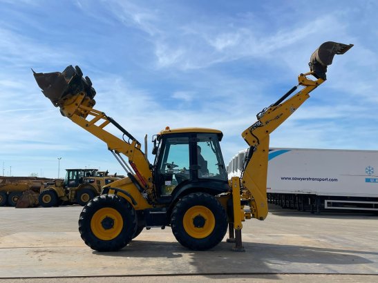 JCB 4CX 2153 2015 2 image 17