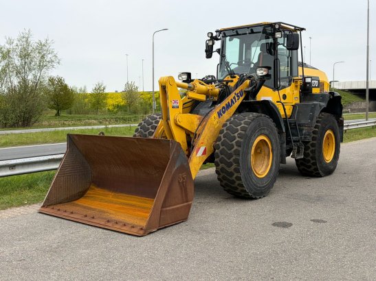 Komatsu WA270-8E0 WA270-8E0 2021 2 Wheel Loaders image 2