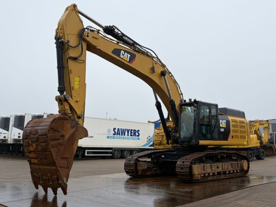 Caterpillar 352F 352F 2019 2 Crawler Excavators image 17