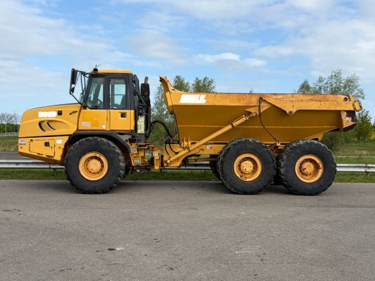 Bell B30D B30D 2013 2 Articulated Dump Trucks image 2