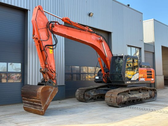 Hitachi ZX300-6 ZX300-6 2018 2 Crawler Excavators image 2