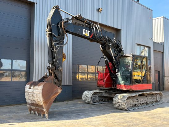 Caterpillar 325FLCR 325FLCR 2018 2 Crawler Excavators image 2